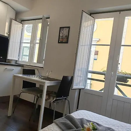 Of The Panteão, 2nd Floor * Lisboa