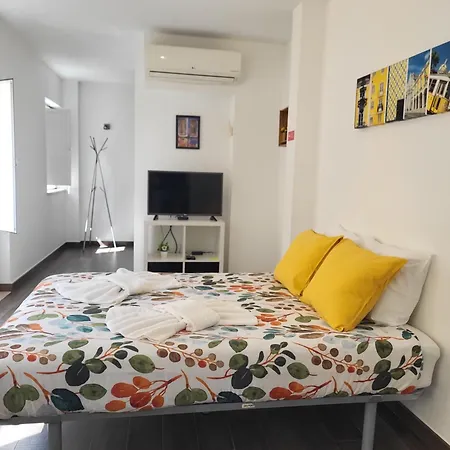 Of The Panteão, 2nd Floor * Lisboa