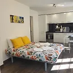 公寓 Of The Panteao, 2nd Floor